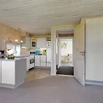 Helfrida - 350m From The Sea By Interhome *