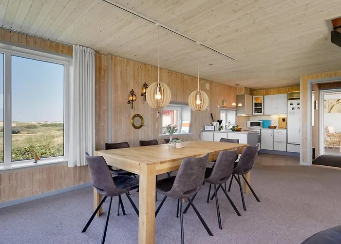 Holiday home Helfrida - 350m From The Sea By Interhome *